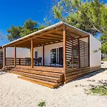 Resort Sibenik Kemping *