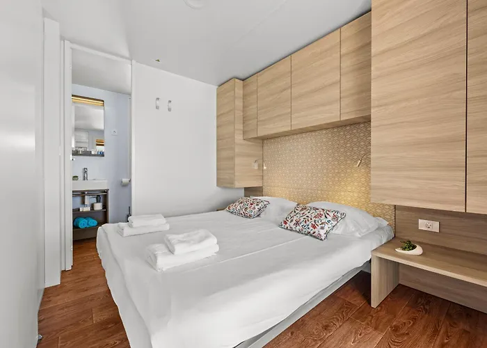 Resort Sibenik Parque de Campismo