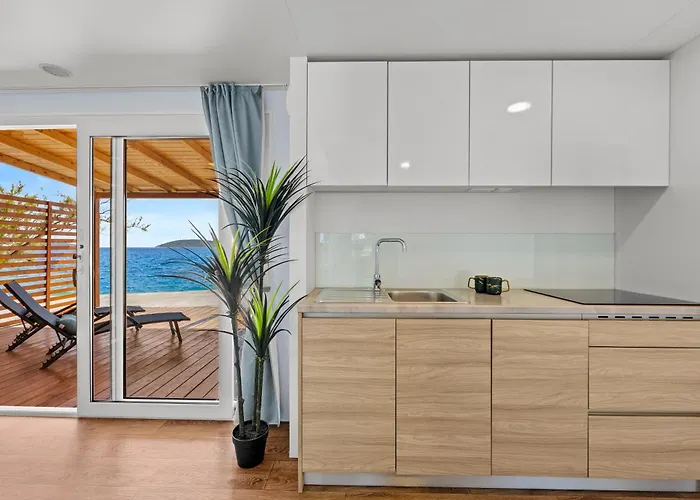 Resort Sibenik Parque de Campismo *